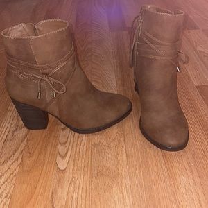 Brown Ankle Boots Limelight (Size 9)